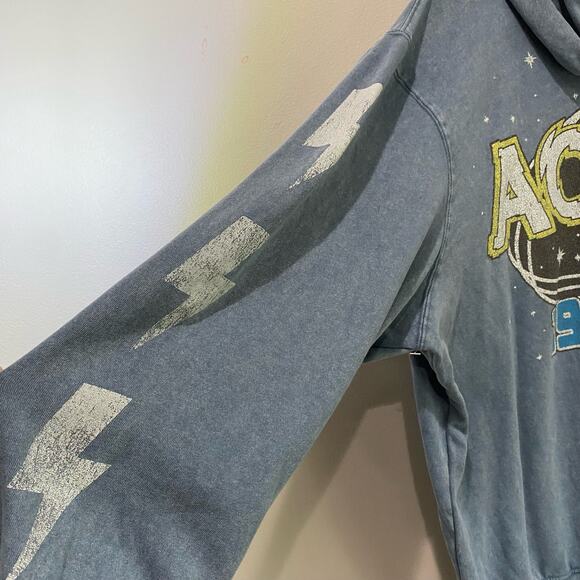 AC/DC Men's Graphic Hoodie with Long Sleeves Size XL - Picture 8 of 11